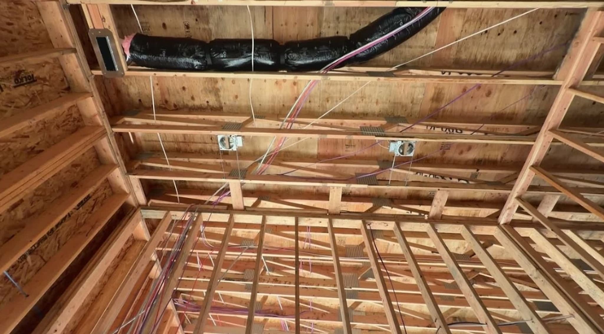Ceiling Joist & Truss Distribution