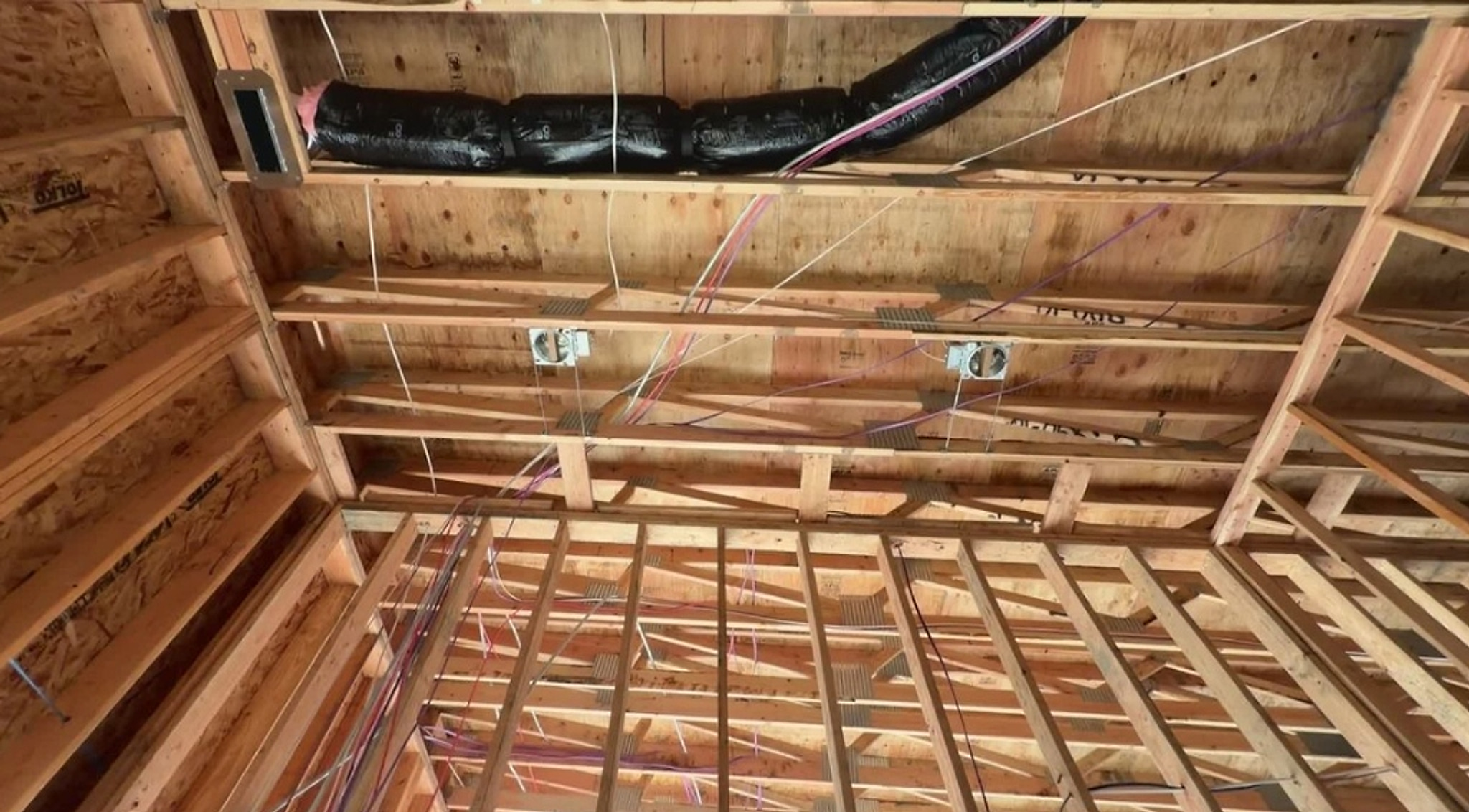 Licensed electrical contractor in Amity, Oregon